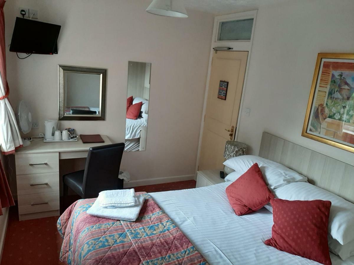 The Pilgrim'S Guest House Newbury  Kültér fotó